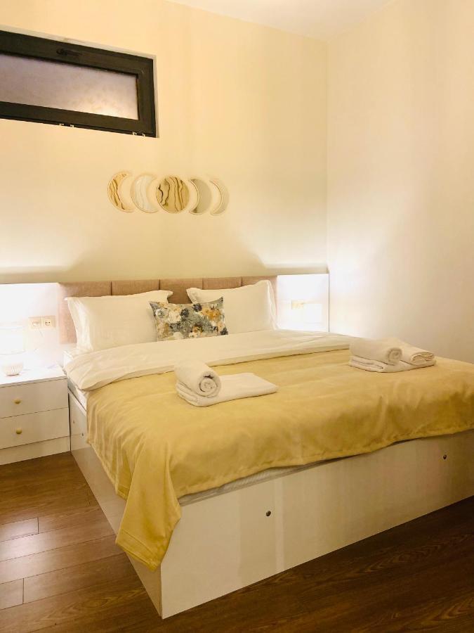 Luxury Apartment In Old Tbilisi With Terrace Buitenkant foto