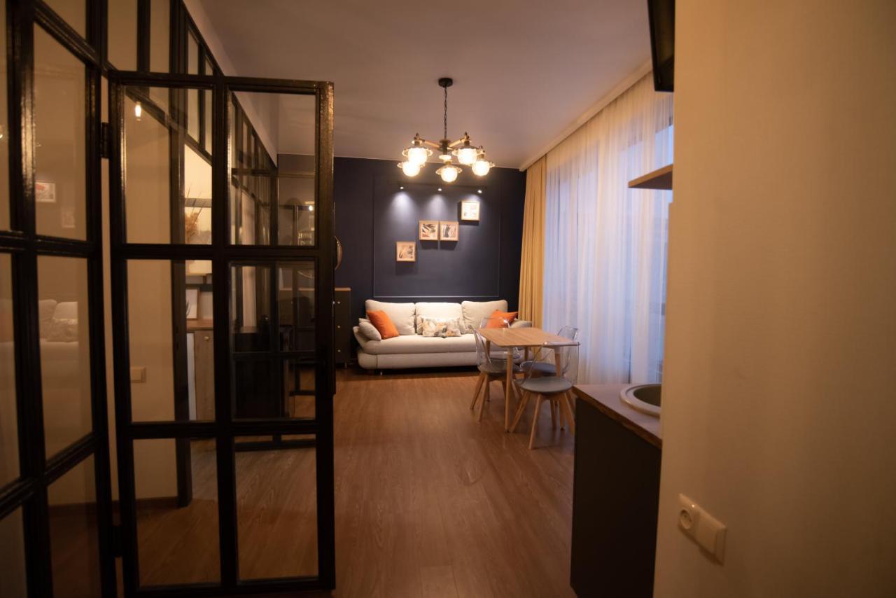 Luxury Apartment In Old Tbilisi With Terrace Buitenkant foto