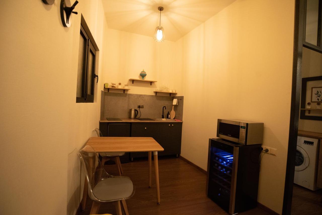 Luxury Apartment In Old Tbilisi With Terrace Buitenkant foto