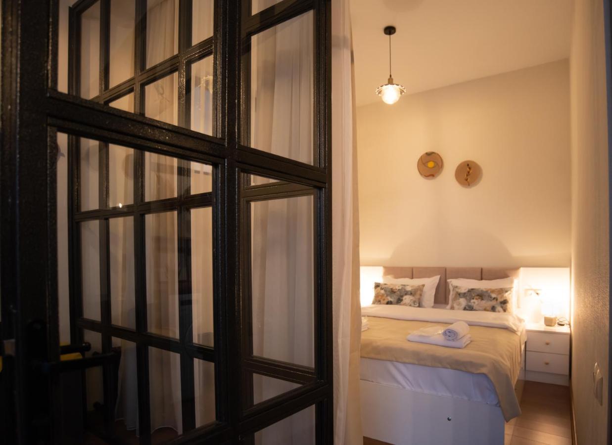 Luxury Apartment In Old Tbilisi With Terrace Buitenkant foto
