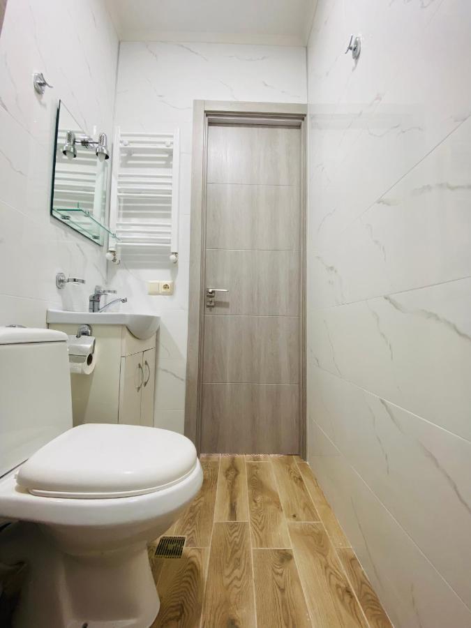 Luxury Apartment In Old Tbilisi With Terrace Buitenkant foto