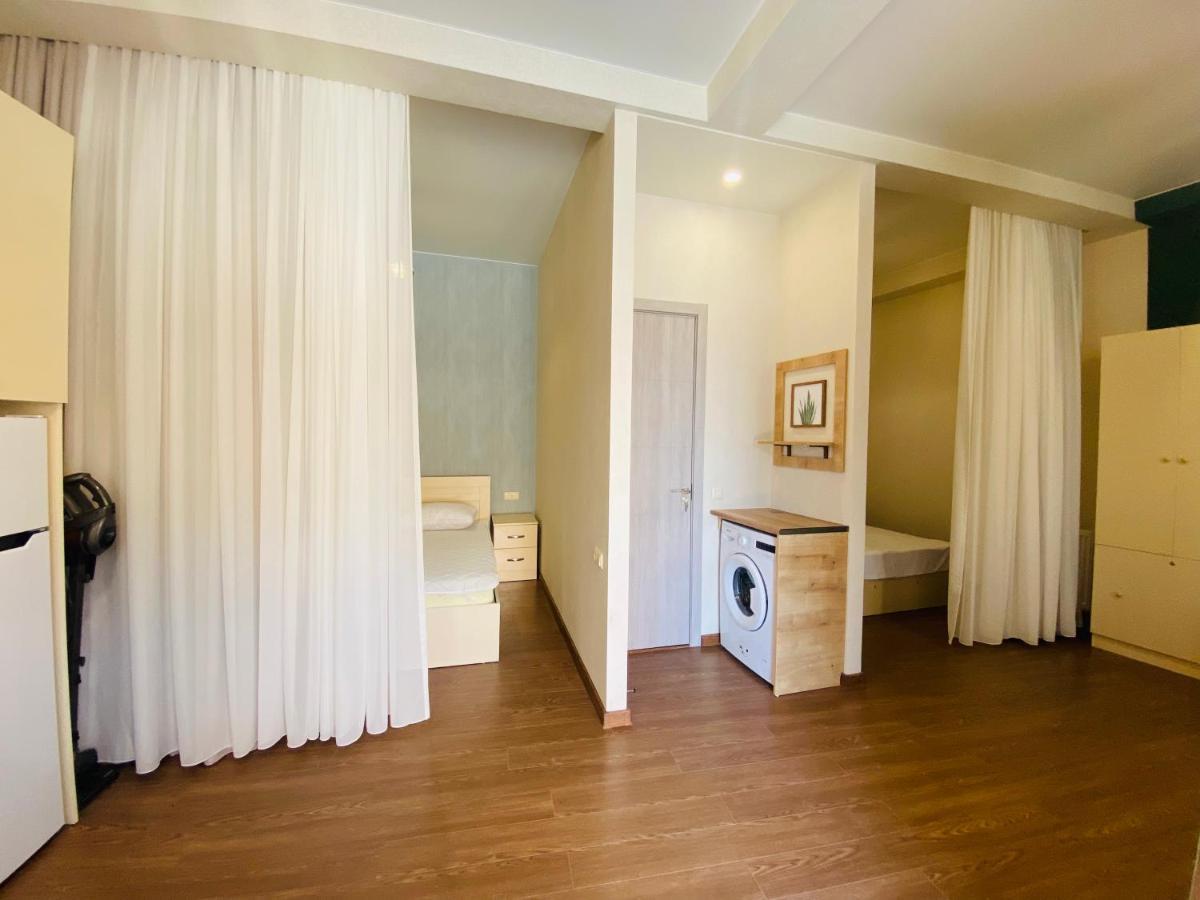 Luxury Apartment In Old Tbilisi With Terrace Buitenkant foto